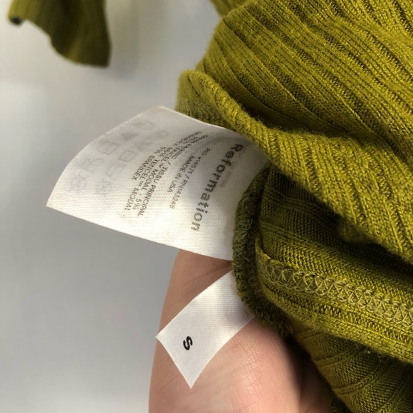 Reformation Dash Top - Picture 5 of 6